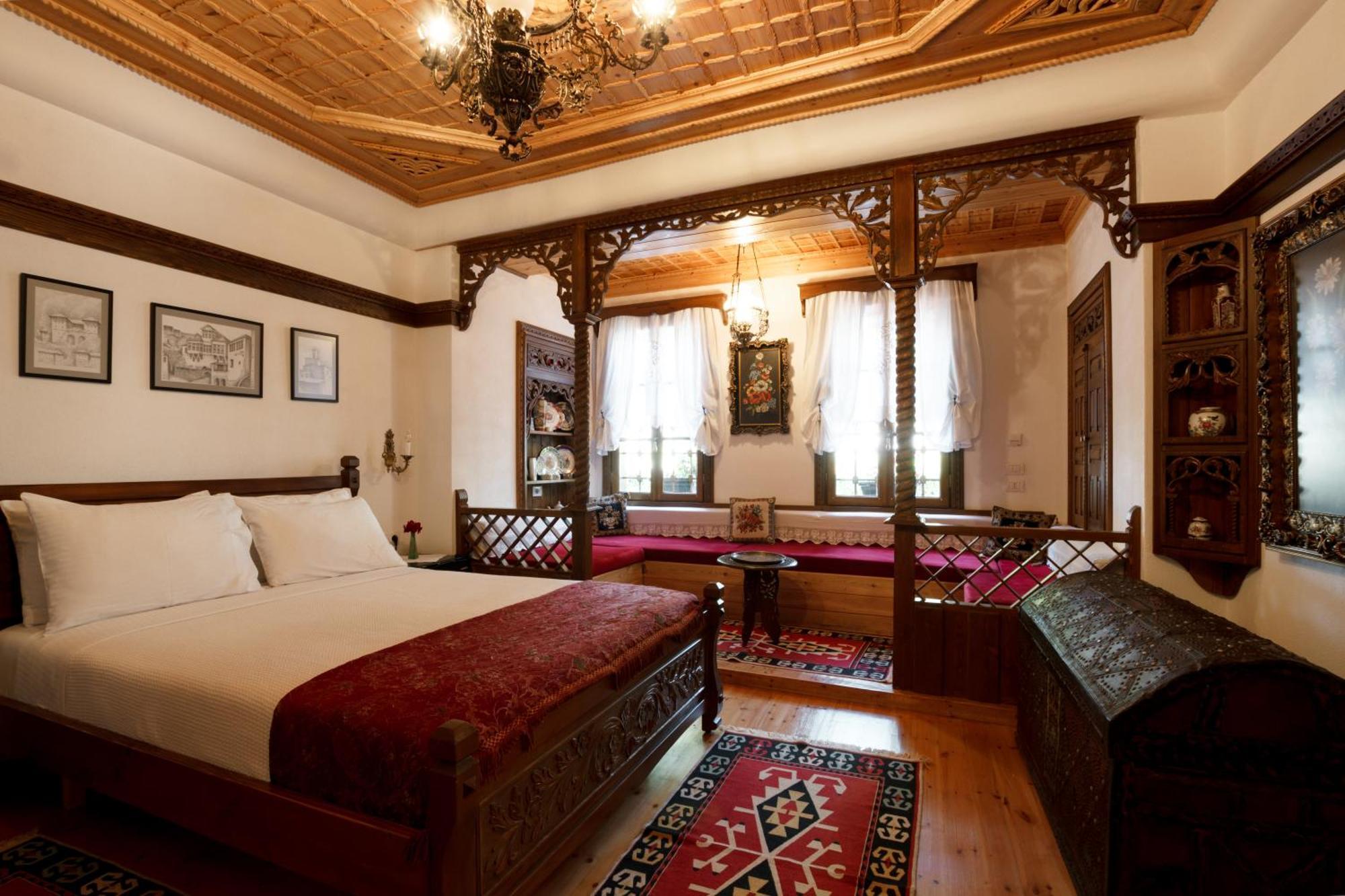 Gjirokastër Boutique Hotel Musee מראה חיצוני תמונה