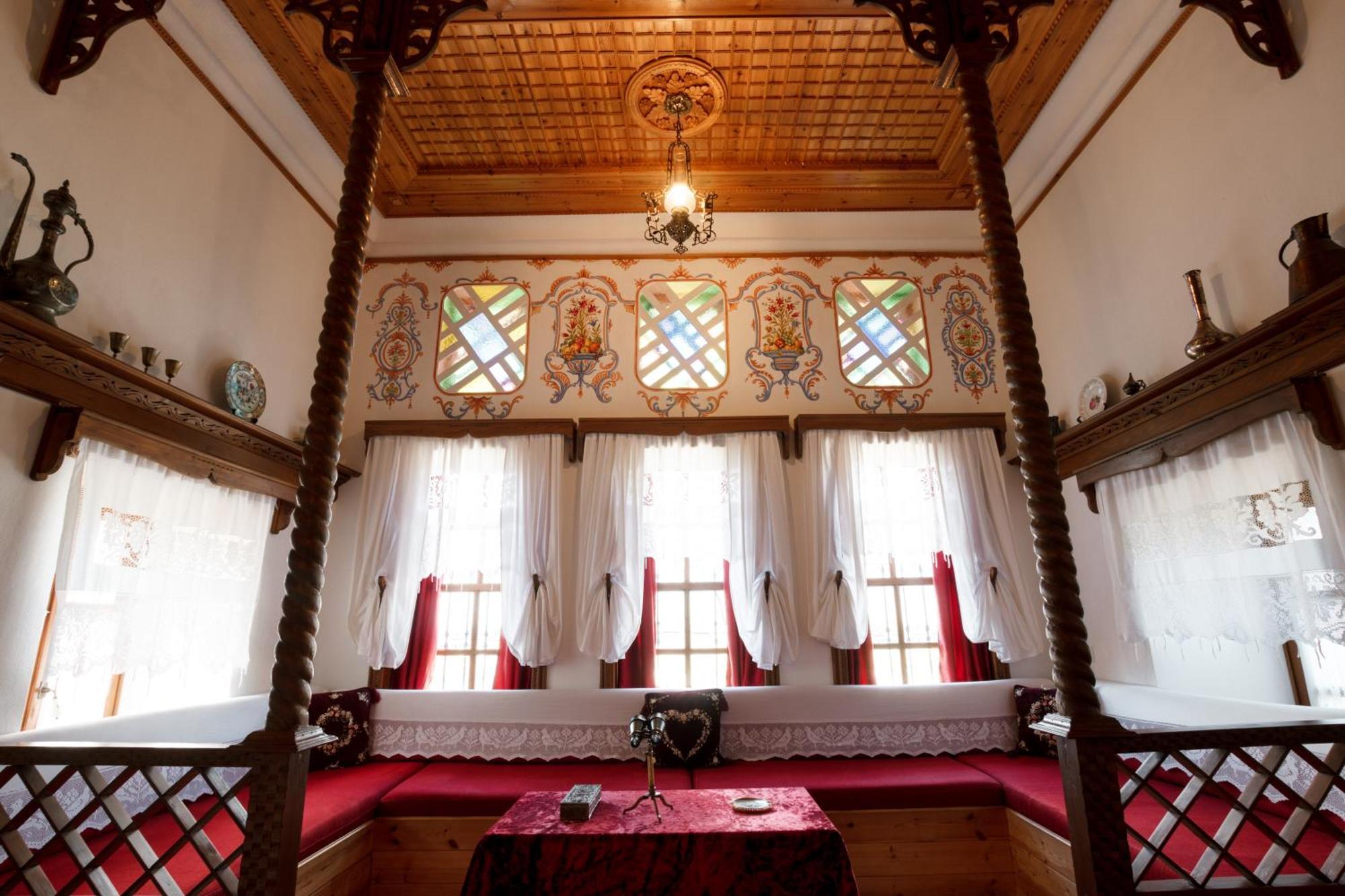 Gjirokastër Boutique Hotel Musee מראה חיצוני תמונה