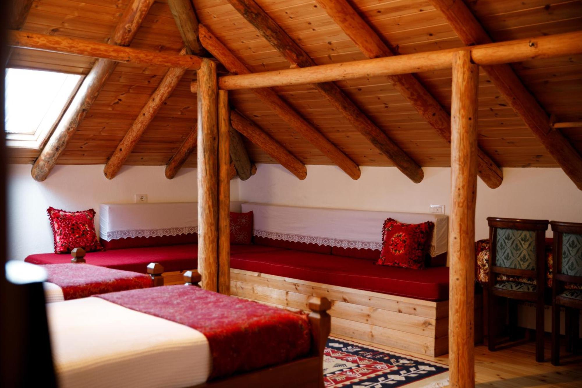 Gjirokastër Boutique Hotel Musee מראה חיצוני תמונה